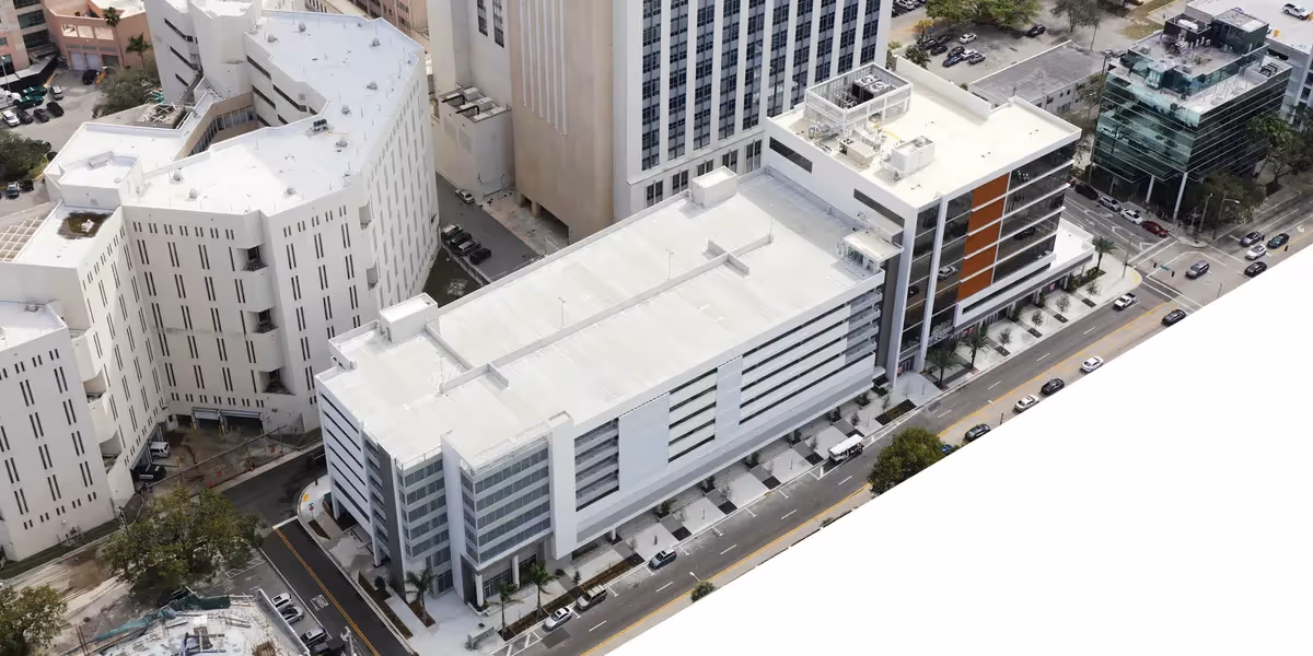 Class A Office & Parking Garage