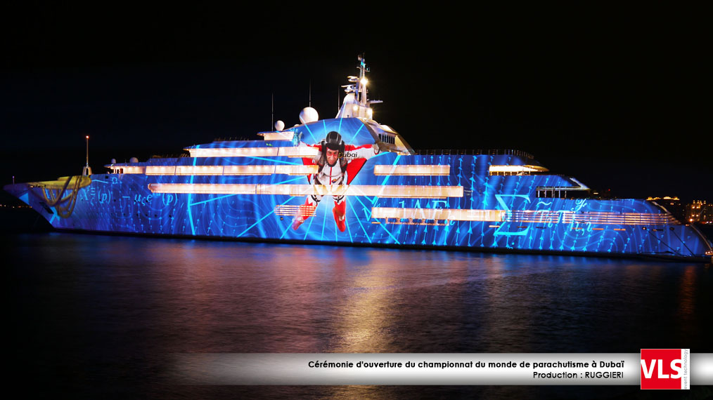 bateau projection lumière