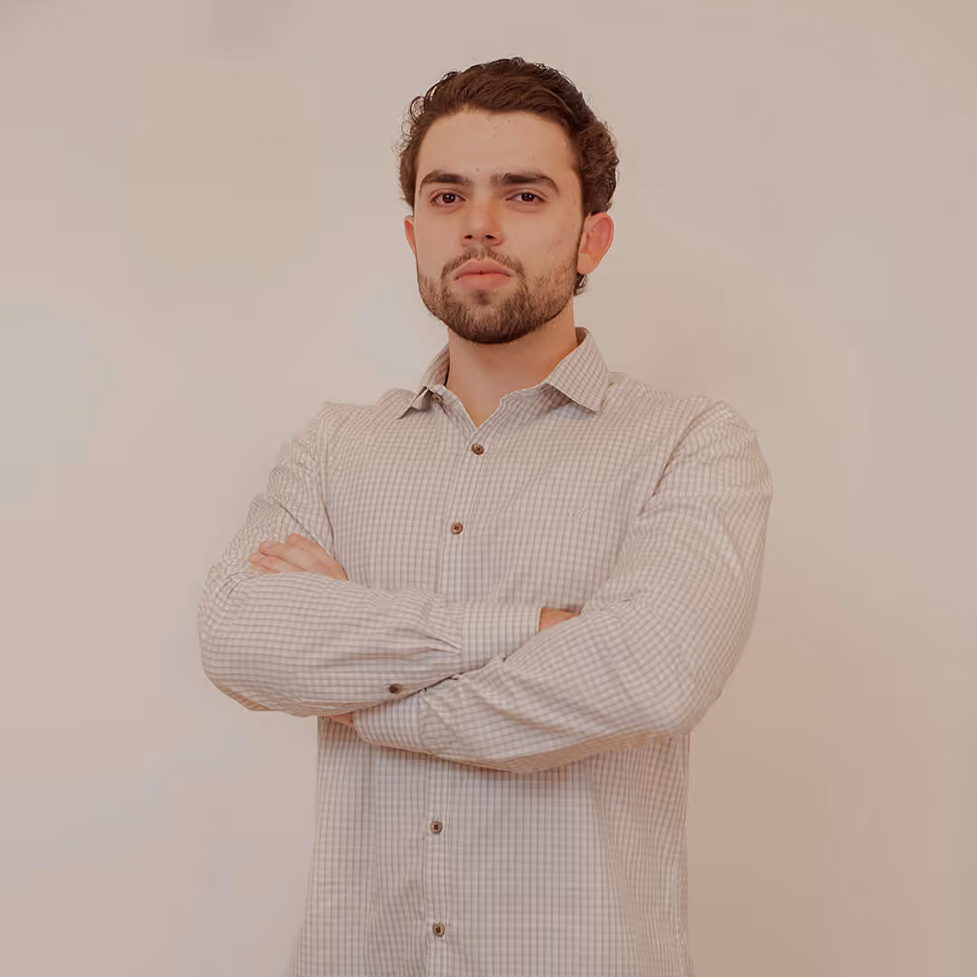 Vitor Nicioli, Administrador Villos