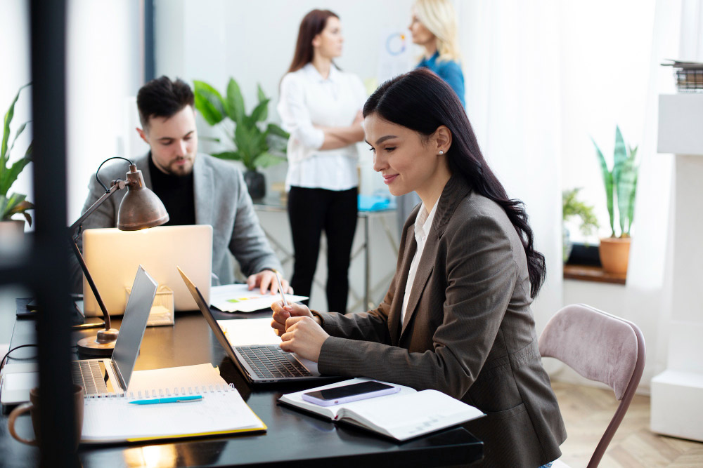 what is hybrid remote work