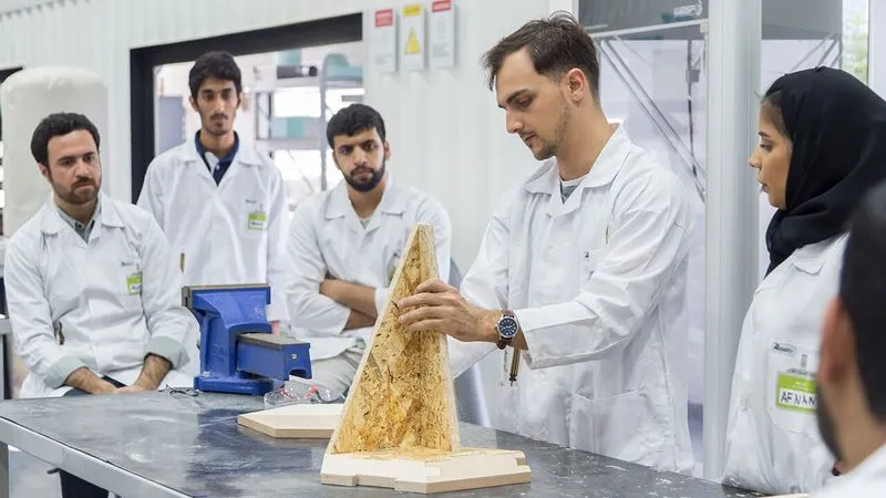 View in5 Centres in picture 25