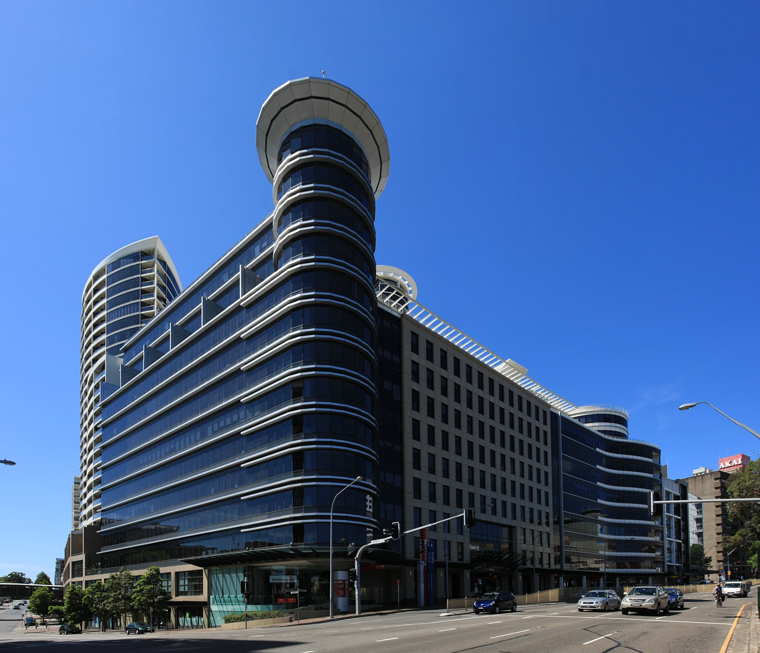 St Leonards Station is just minutes away from Studio on Willoughby