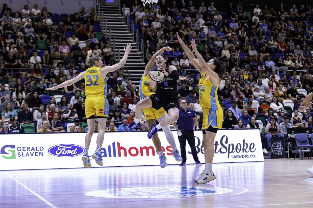 Jade Melbourne tough finish inside