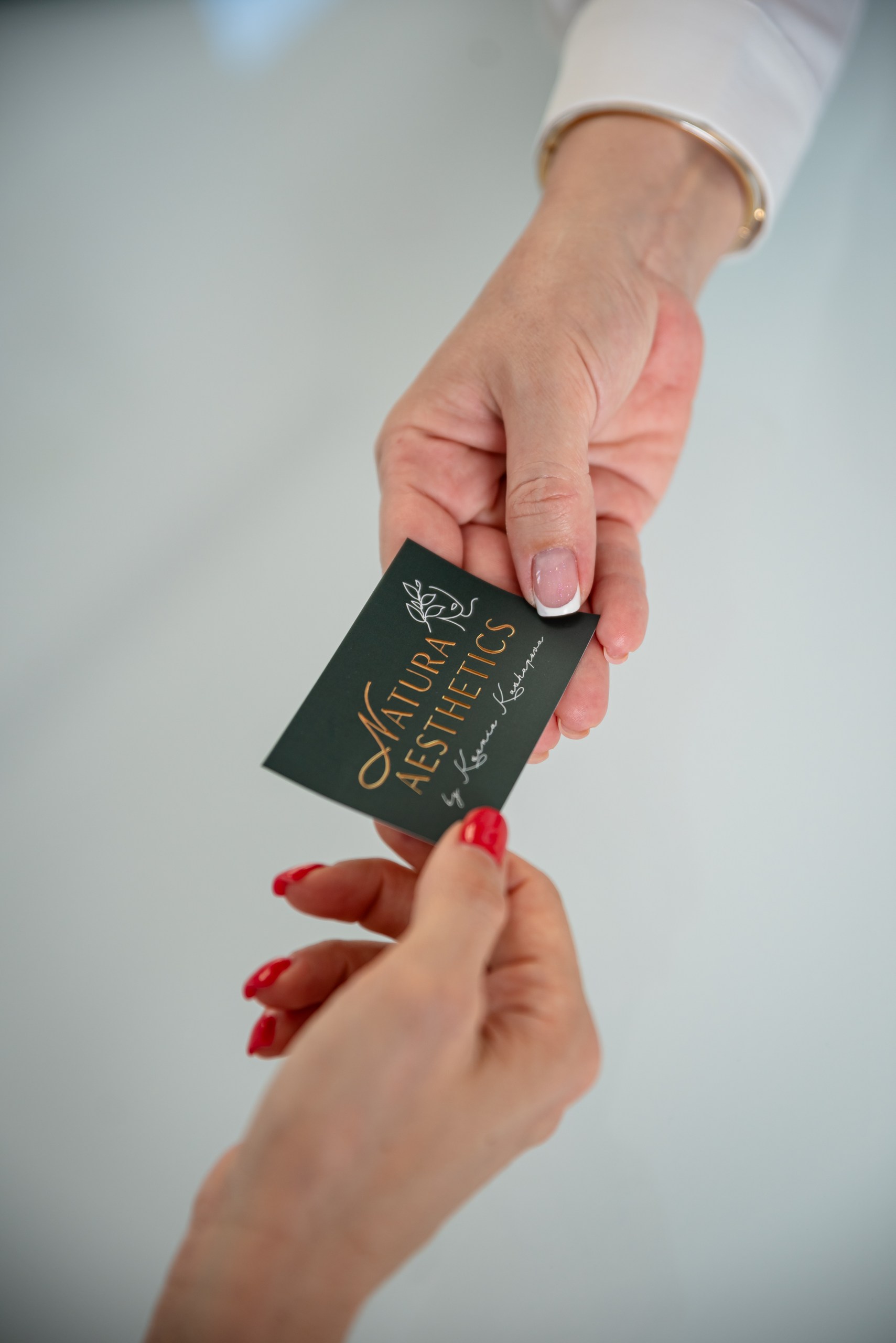 DG-Photography: Professionelle Visitenkarte von Natura Aesthetics in Pforzheim