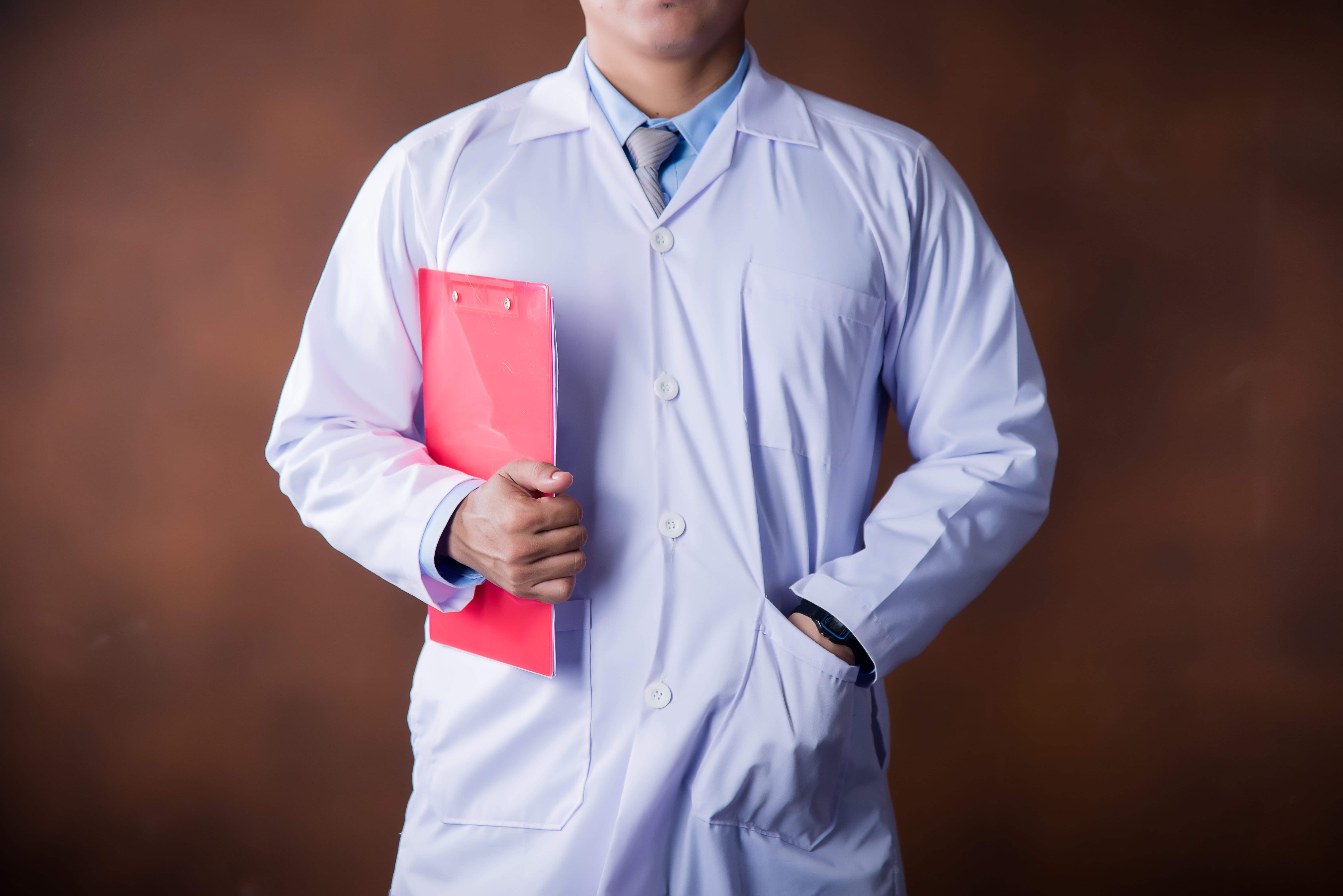 Dr. Oliver Brown - Honorary Medical Officer, John Hunter Hospital