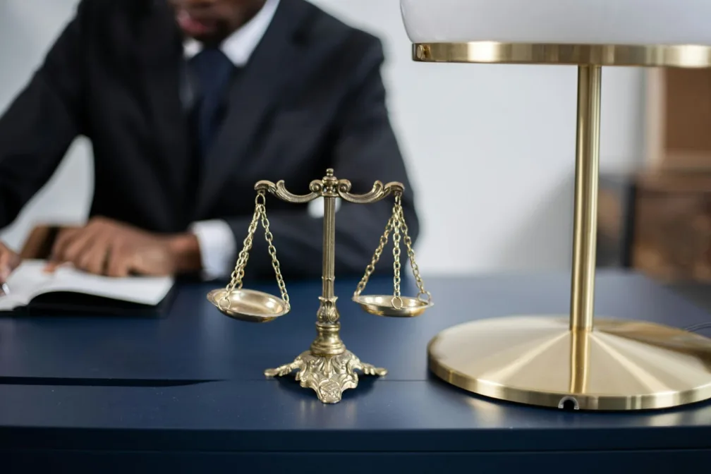 recruter une secrétaire juridique en urgence
