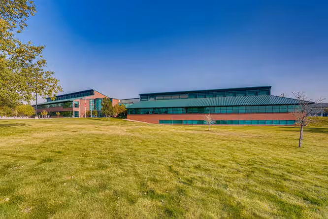 An image of the company building.