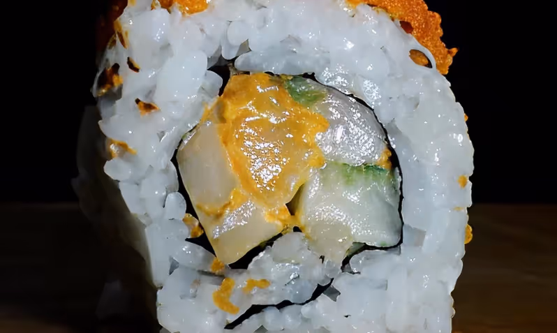 Spicy Scallop Roll