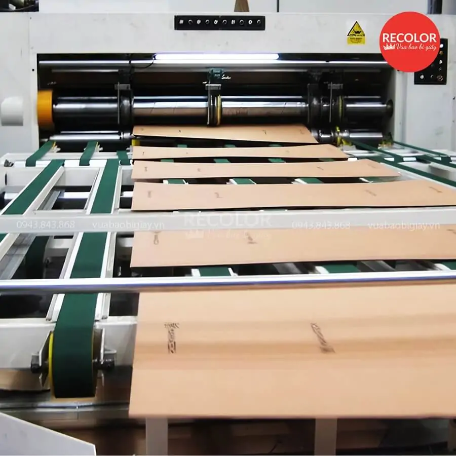 Recolor sản xuất thùng carton tại Quận 1 uy tín