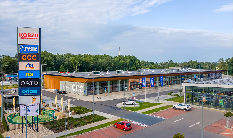 Retail park Komárno
