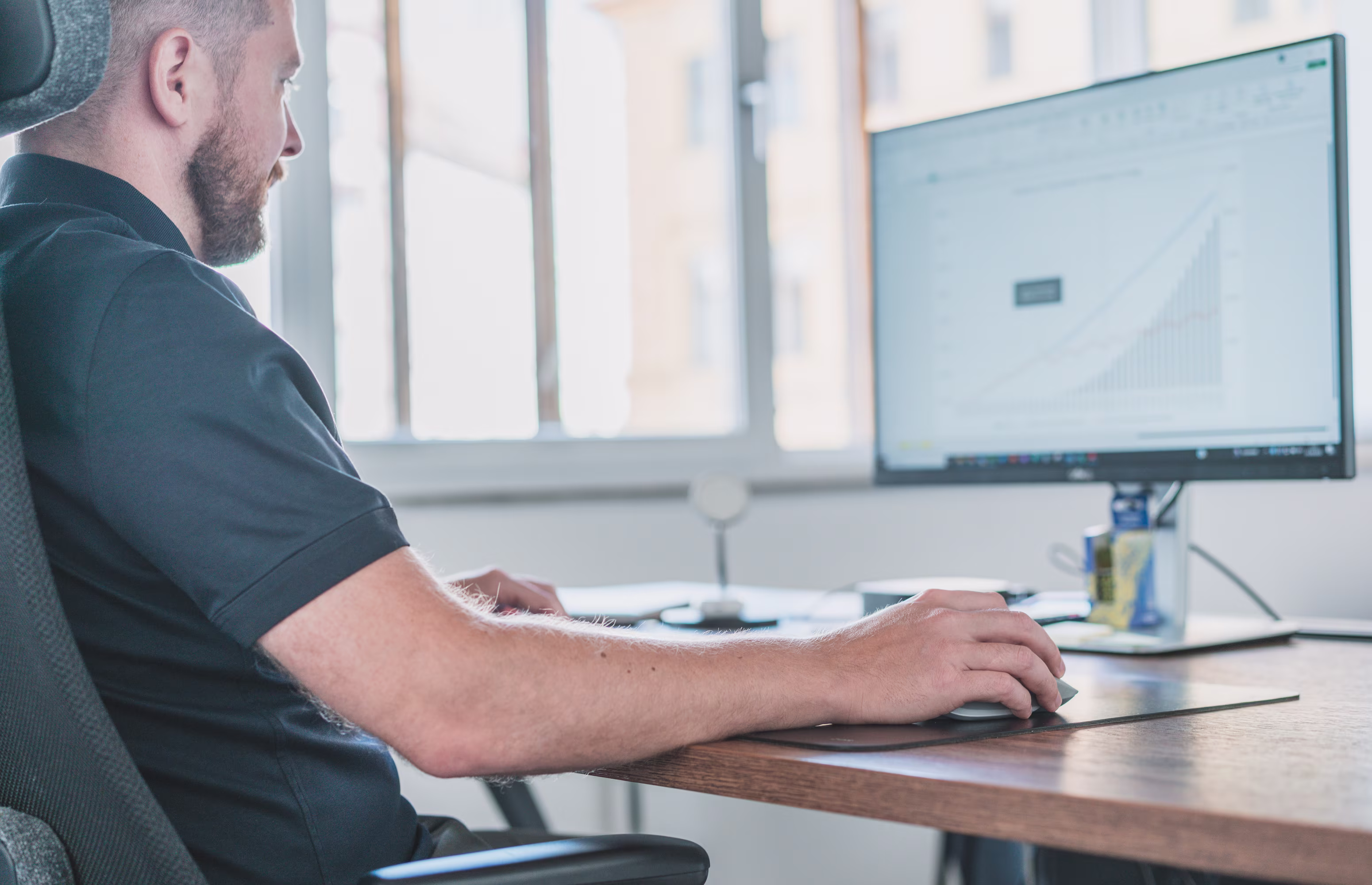 David Čubr u počítače