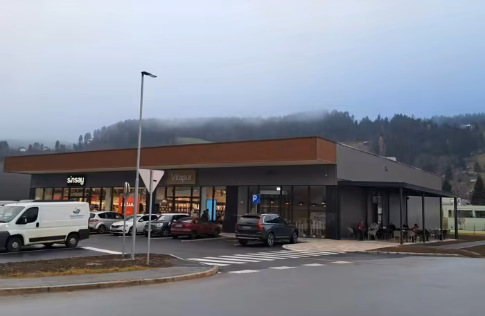 Retail park Prevalje