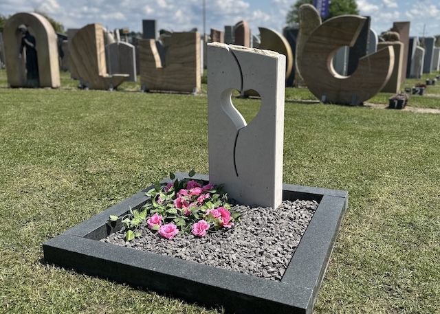 image of headstones for cemeteries & funeral home