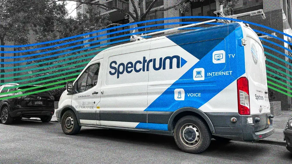Charter's streaming strategy slows TV losses, but internet woes hit stock hard in Q2