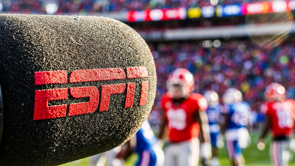 NFL Swaps Stadium for Soundstage and Flag Football in Pro Bowl Reboot