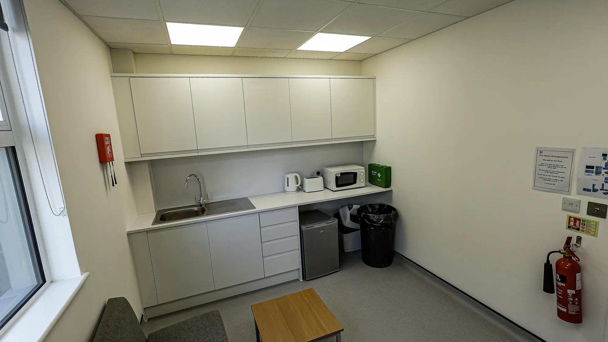 Rooks Heath, Harrow: kitchenette and preparation area in the new teaching block