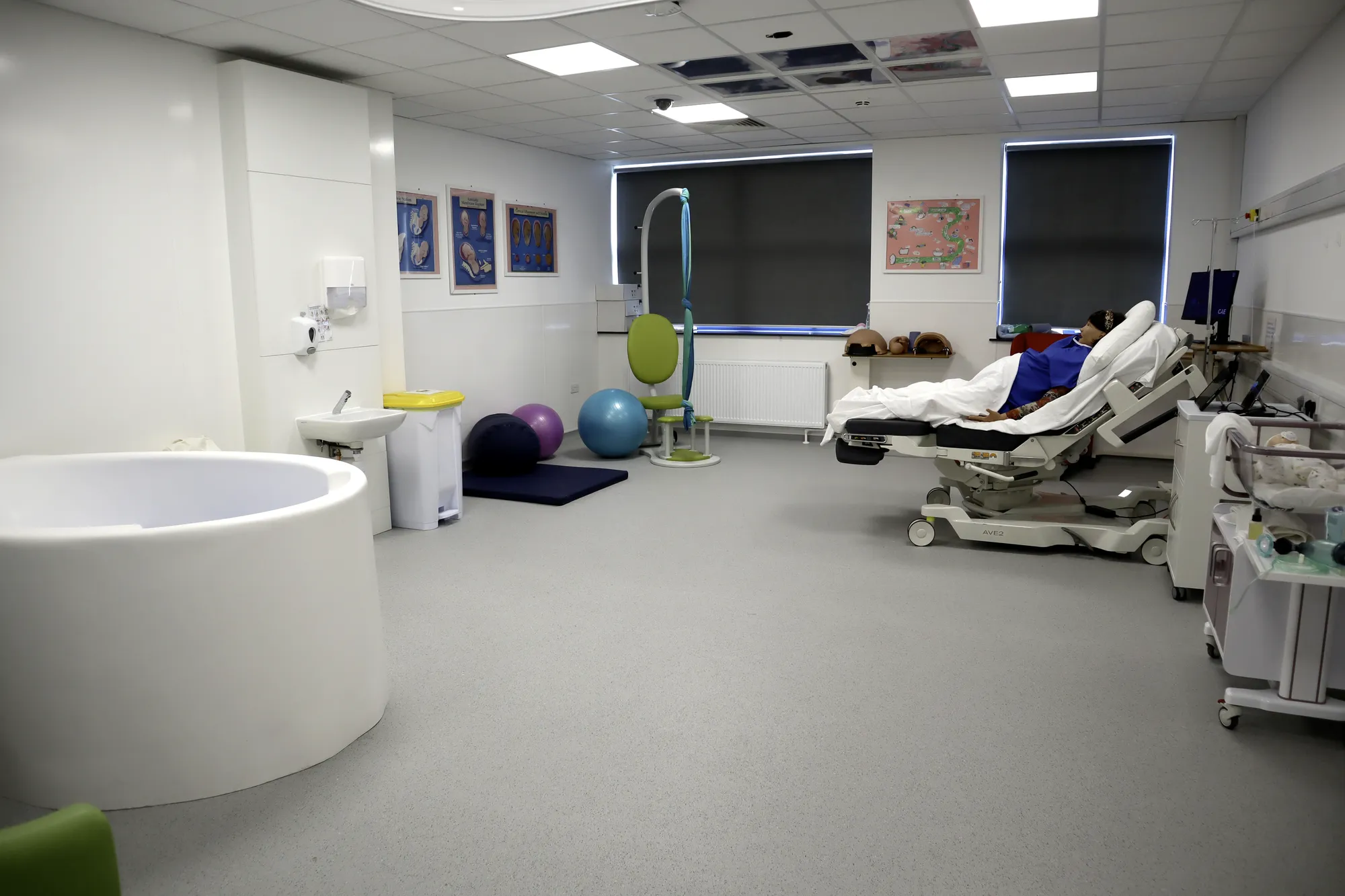 New College Swindon: the simulated birthing room with birthing pool and adjustable bed