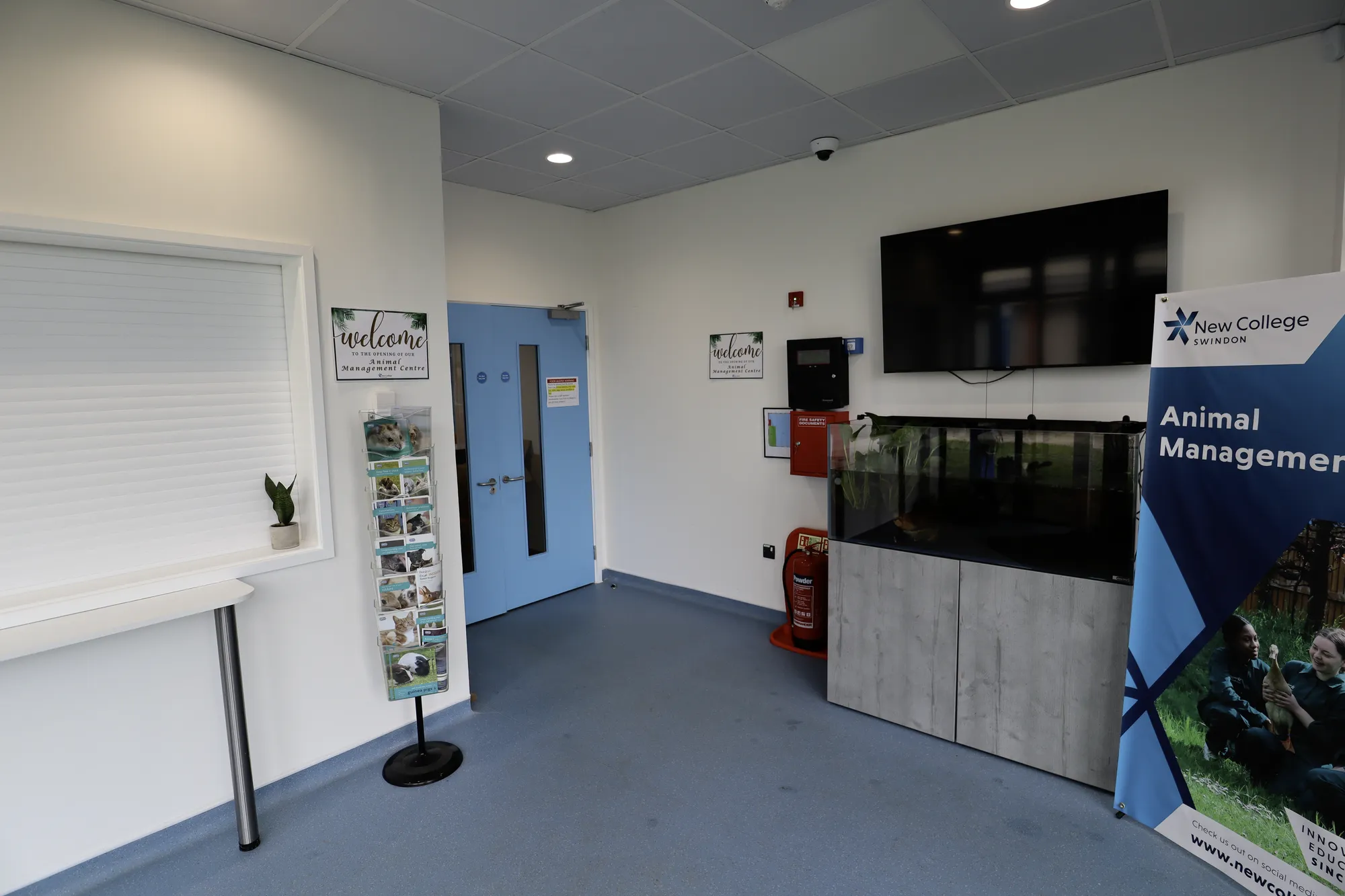 New College Swindon: reception and display area in the animal centre