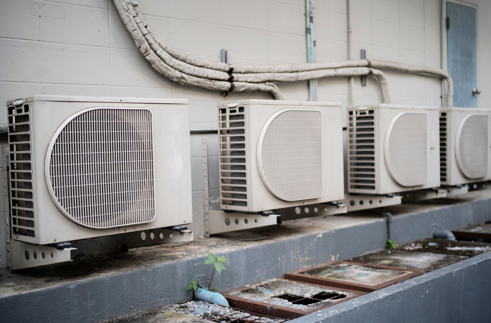 Exploring the Benefits of Ductless Heating and Cooling Systems for Commercial Spaces in Langley, CA