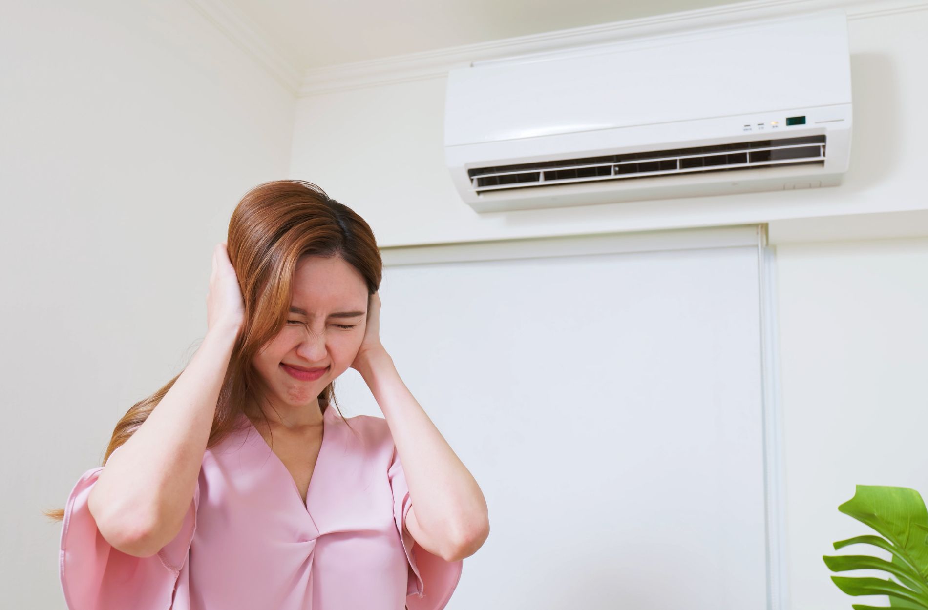 Why Is Your Mission Air Conditioner Making Buzzing Noises?