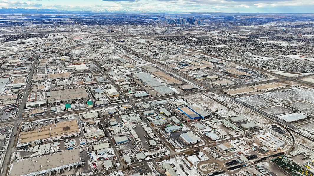 Feature image for a commercial real estate blog highlighting market trends, property insights, and investment opportunities.