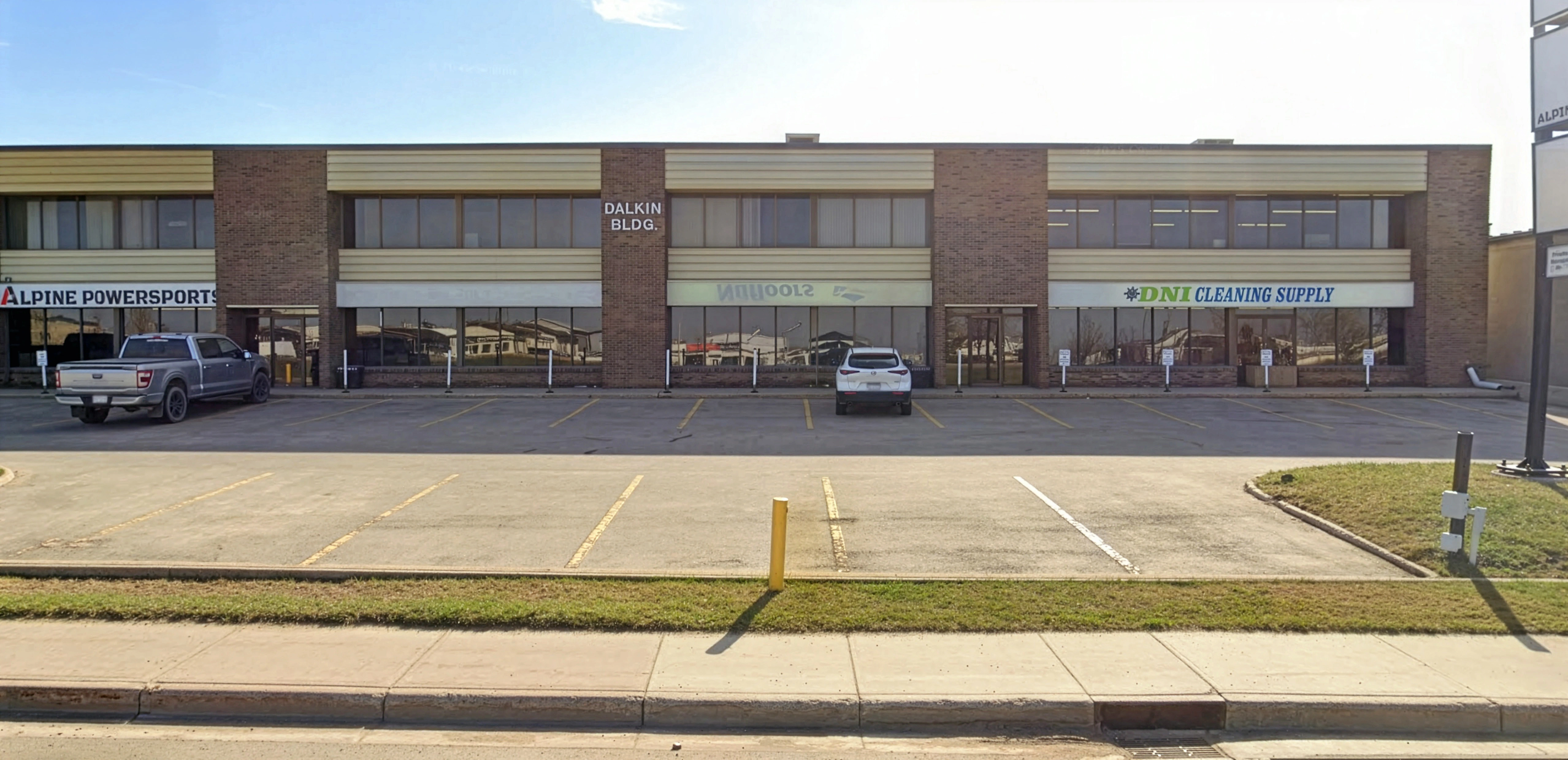 Main image of a commercial real estate property
