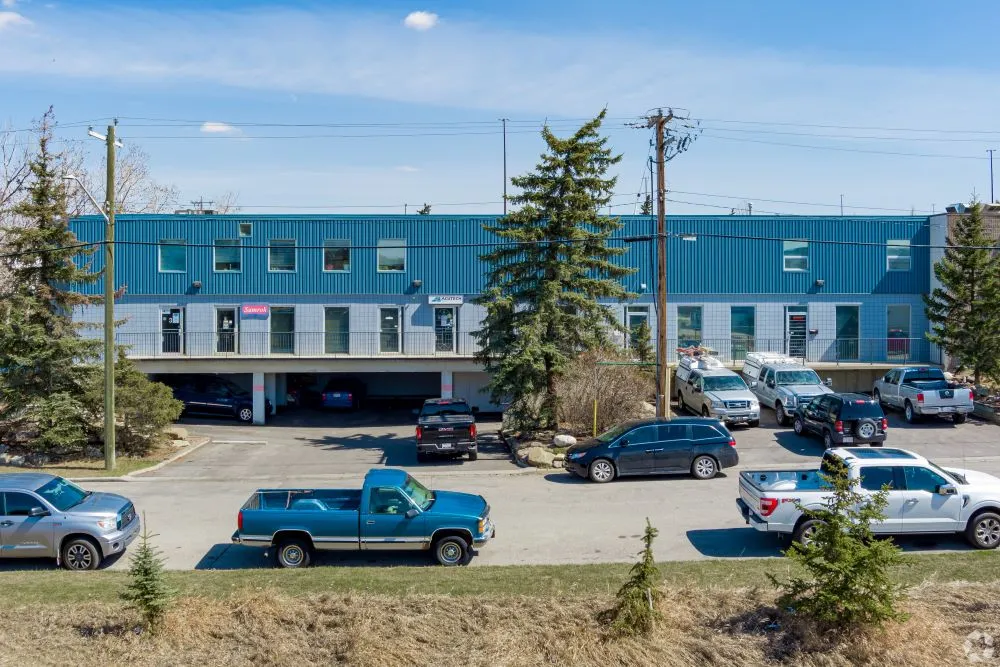 Second image of commercial real estate property