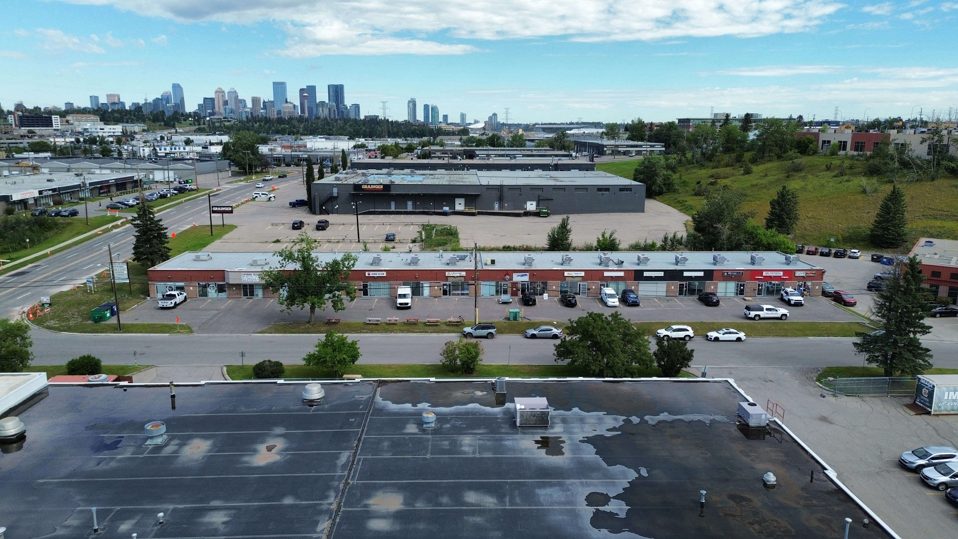 Fourth image of commercial real estate property