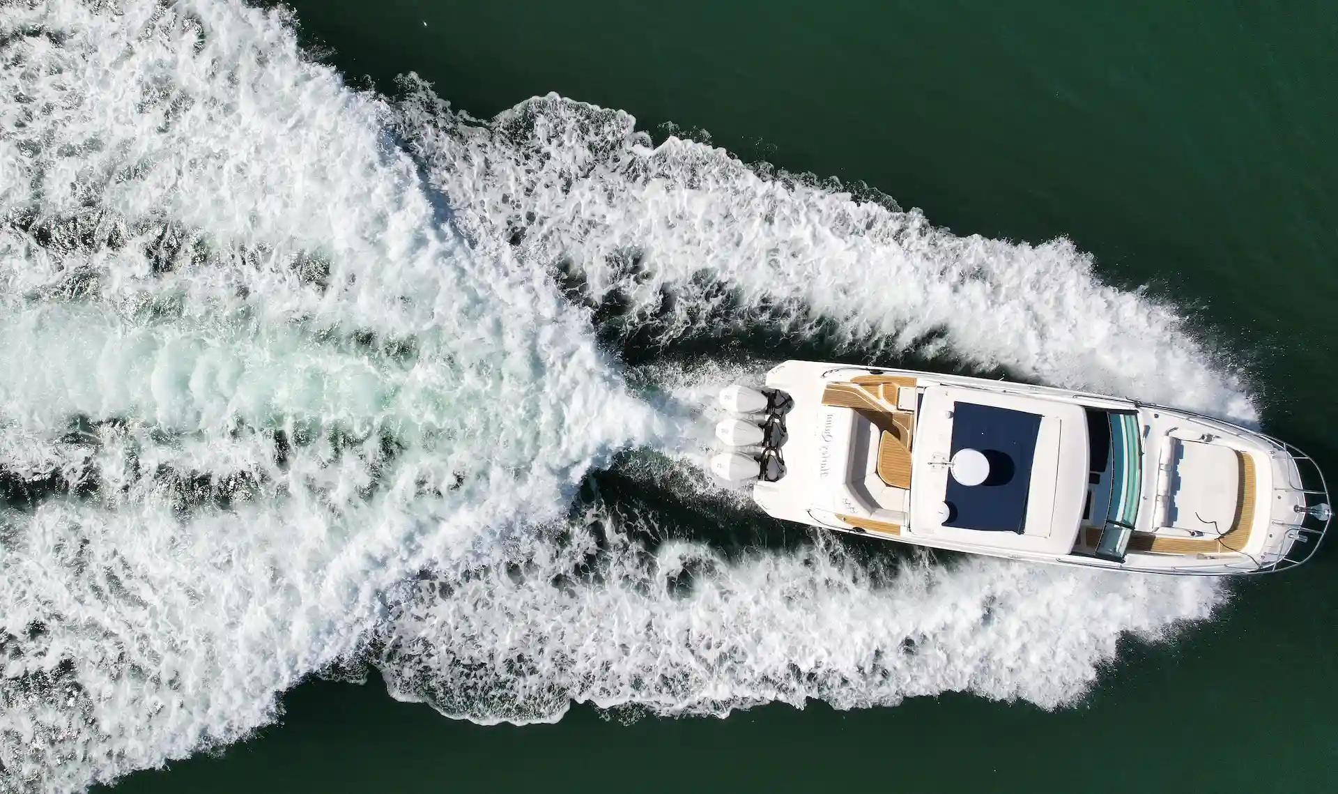 yacht