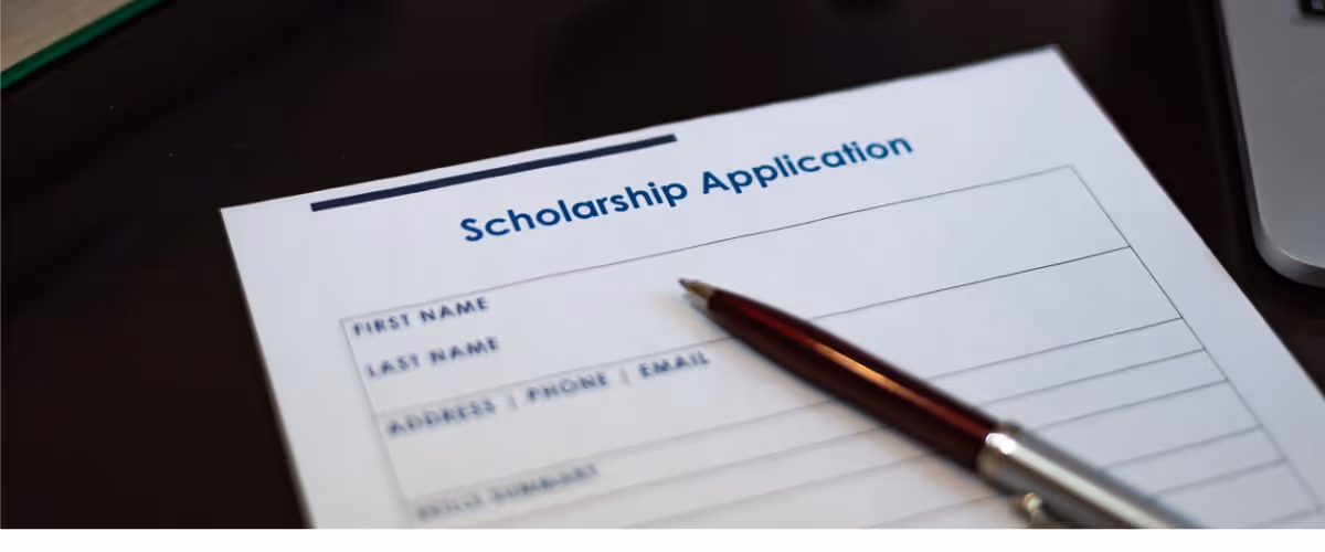scholarship-application-form-picture-id1067468544