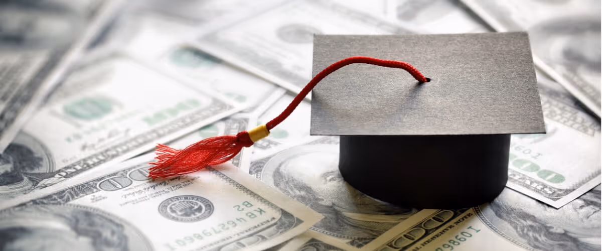 saving-for-education-picture-id465727260