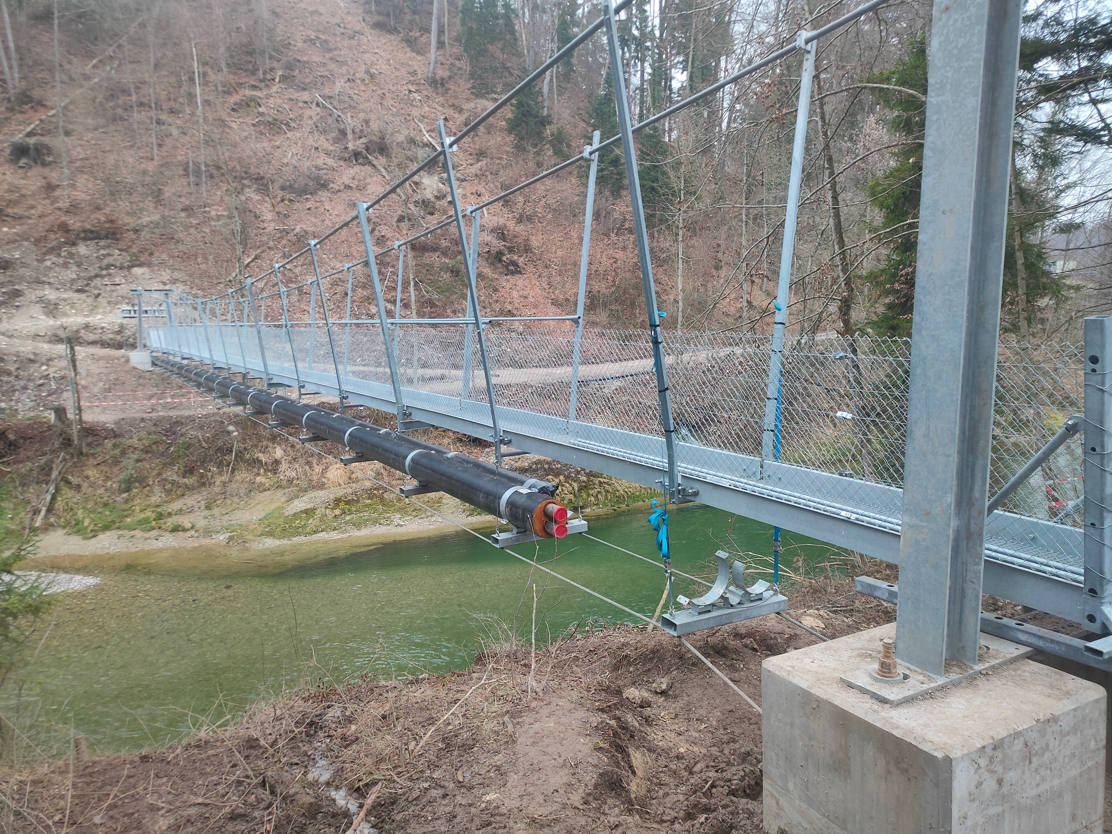 Besichtigung Hängebrücke Wärmeverbund Jonschwil