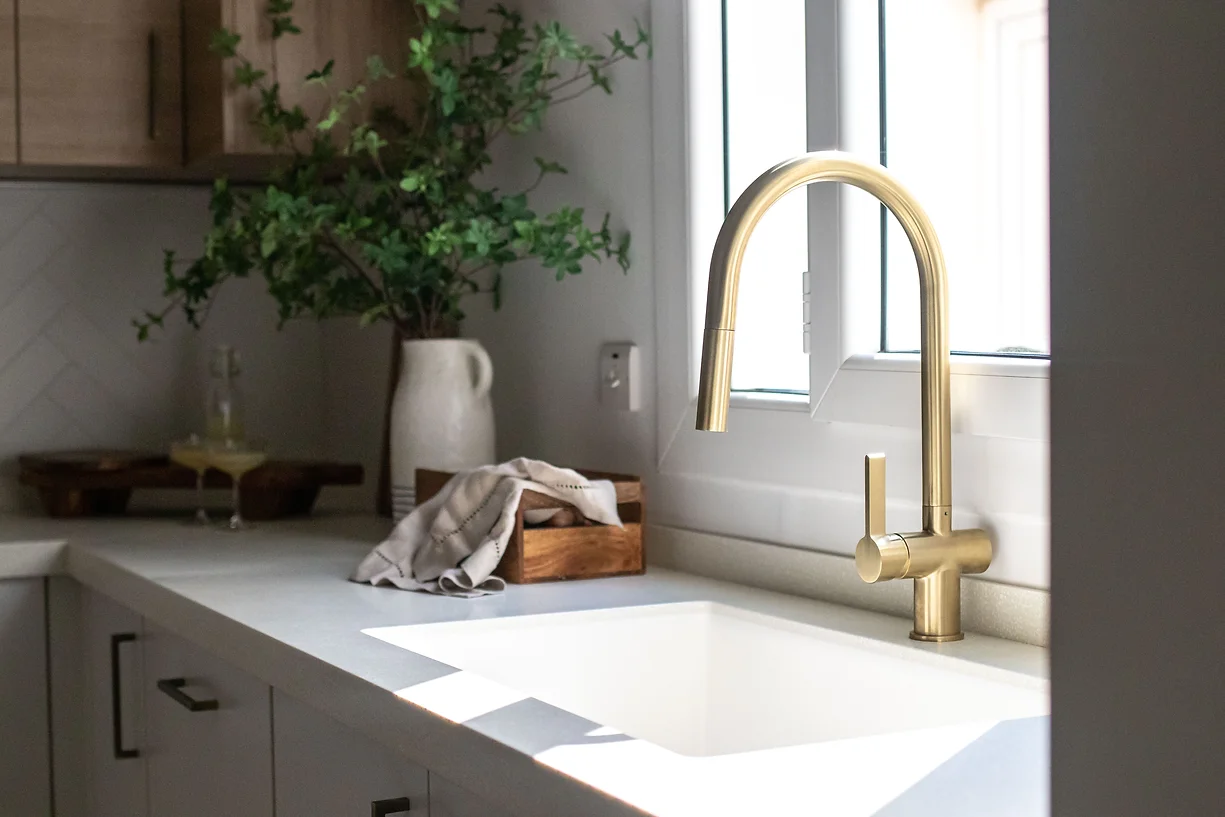 a recent kitchen design and renovation done by Roberts Renovation in Leeds showcasing their interior design skill set