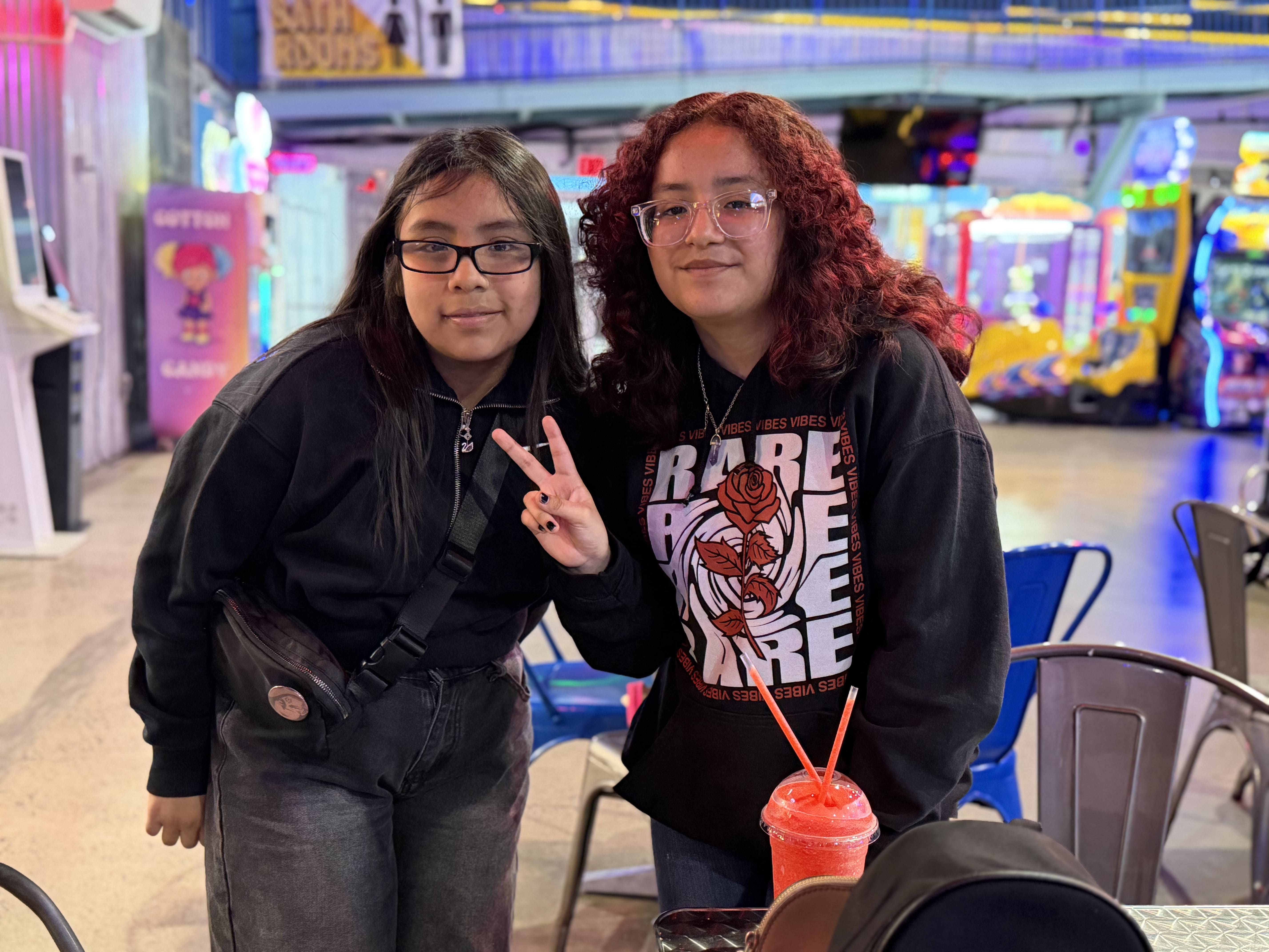 Students during holiday family decoration workshop