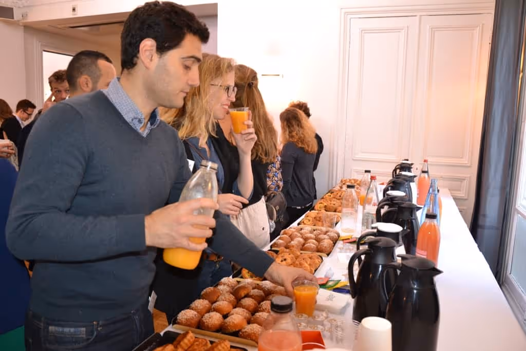 Photo - Petit-déjeuner sur la personnalisation de A à Z : Auchan.fr témoigne