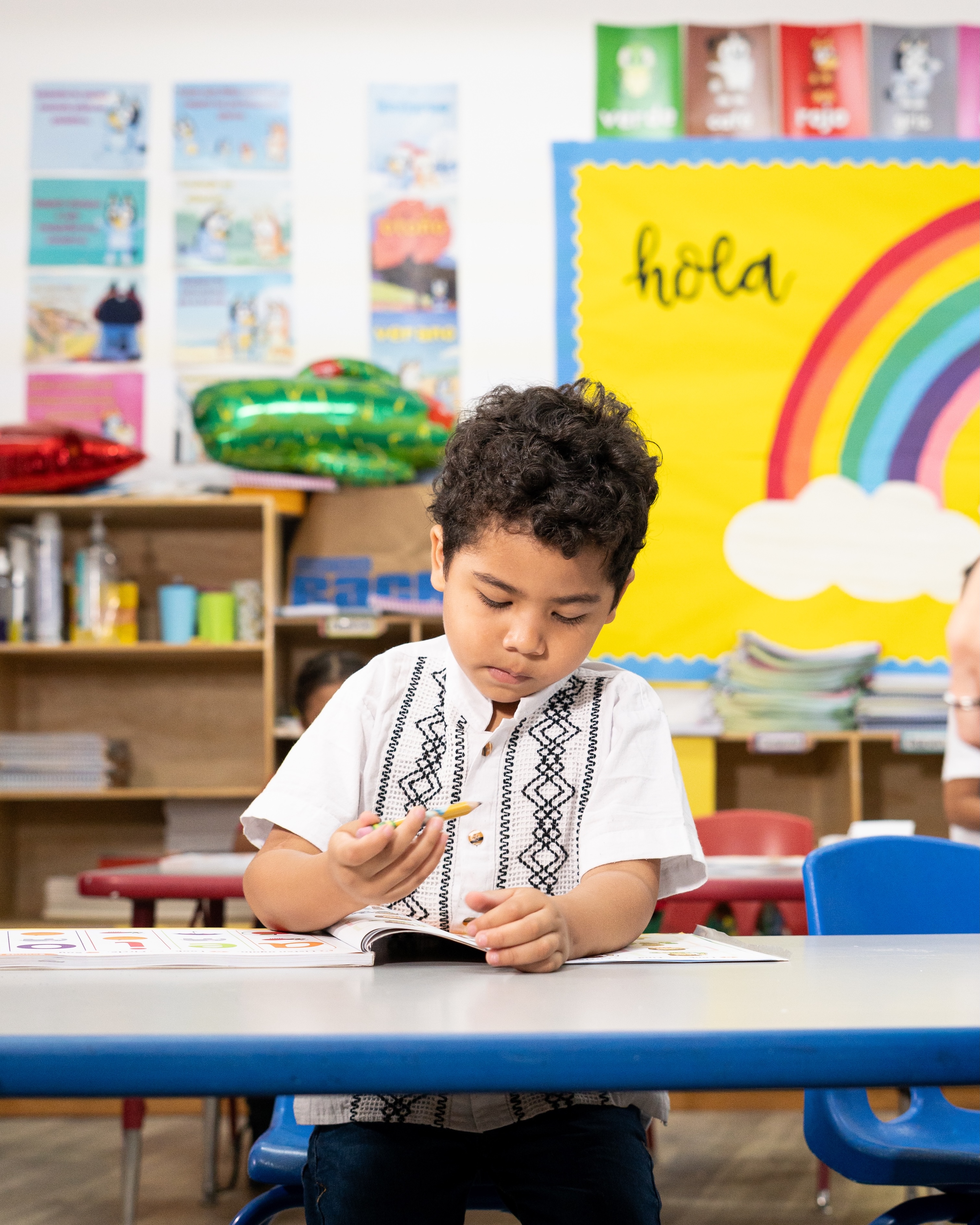 [background image] image of urban community scene (for a humanitarian aid nonprofit)