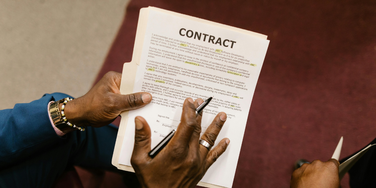 contract RDNE