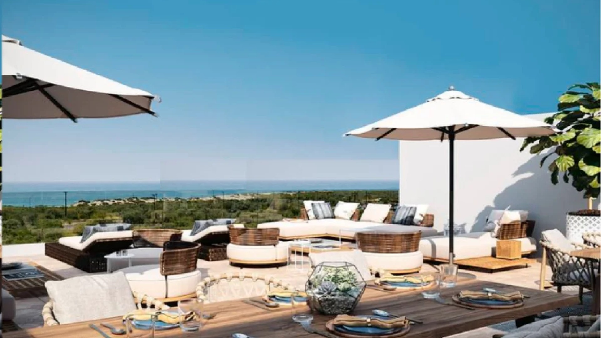 Image of a Rooftop Terrace, featuring Ocean View and Outdoor Dining.