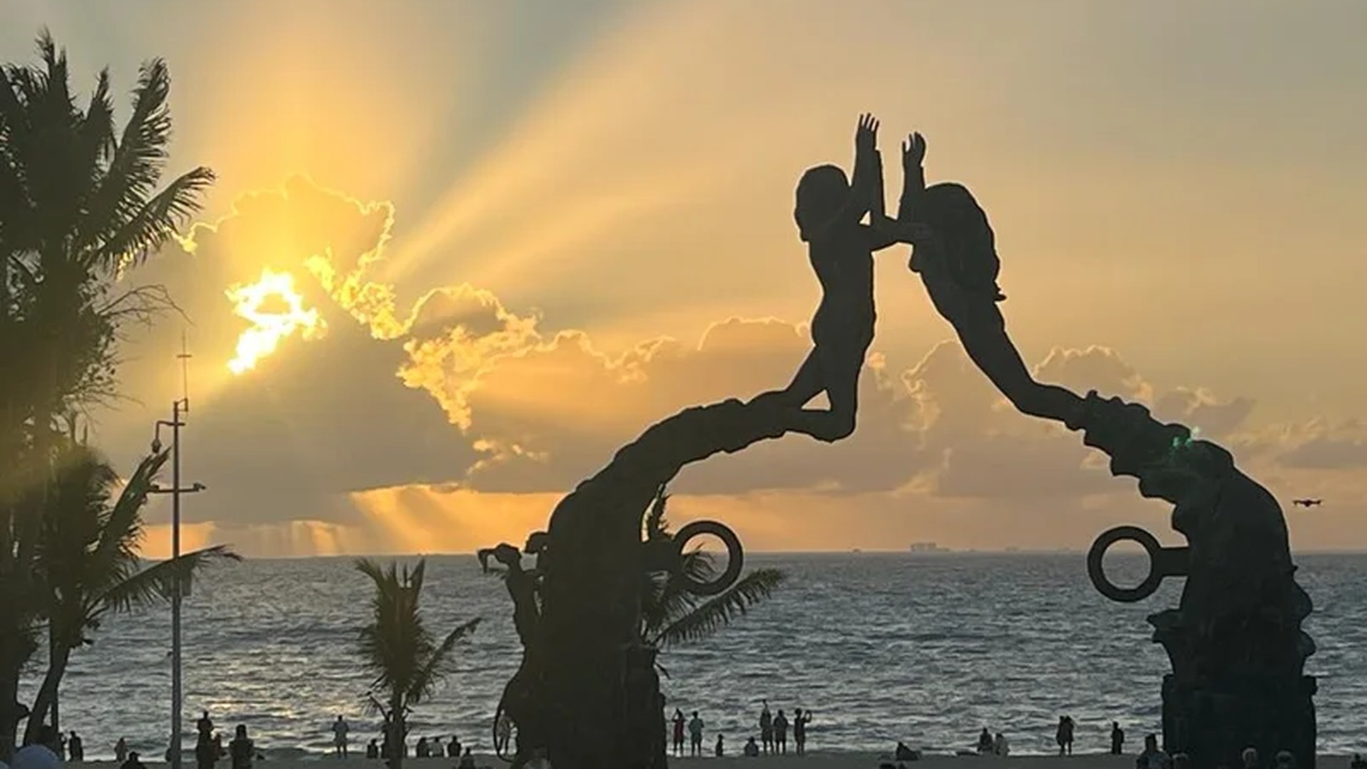 Image of a Ocean View, featuring Beachfront Location and Sunset View.