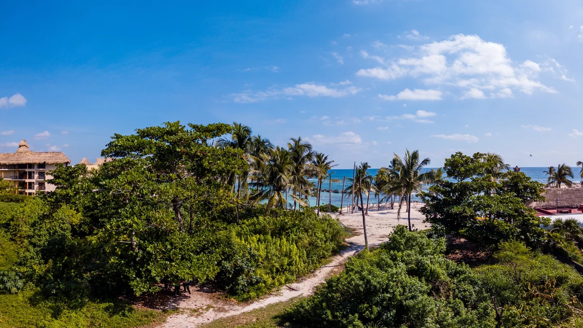 Image of a Ocean View, featuring Beachfront Location and Sandy Beach.