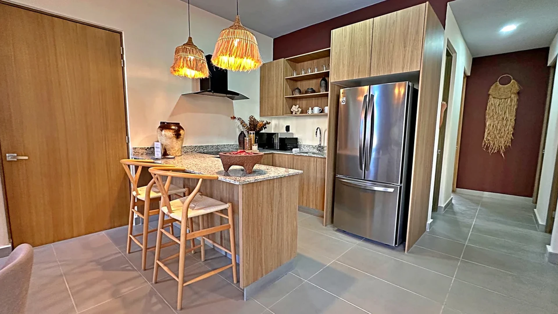 Image of a Modern Kitchen, featuring Kitchen Island and Breakfast Bar.