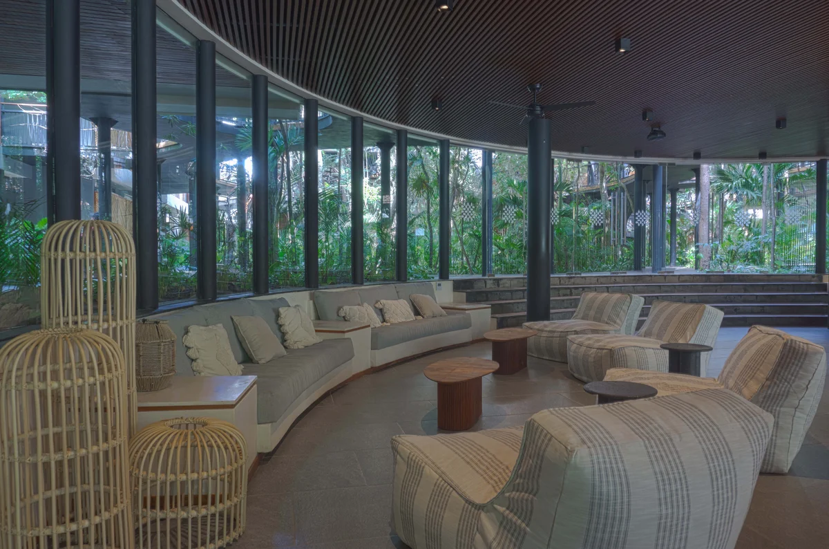 Image of Lounge at Miraluna, featuring Lounge Area, Modern Architecture.