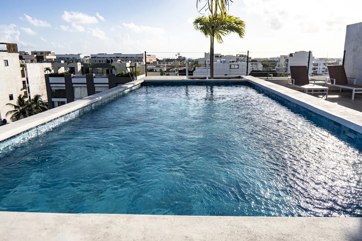 Image of Swimming Pool at Levitat 20, featuring Rooftop Pool, Swimming Pool.