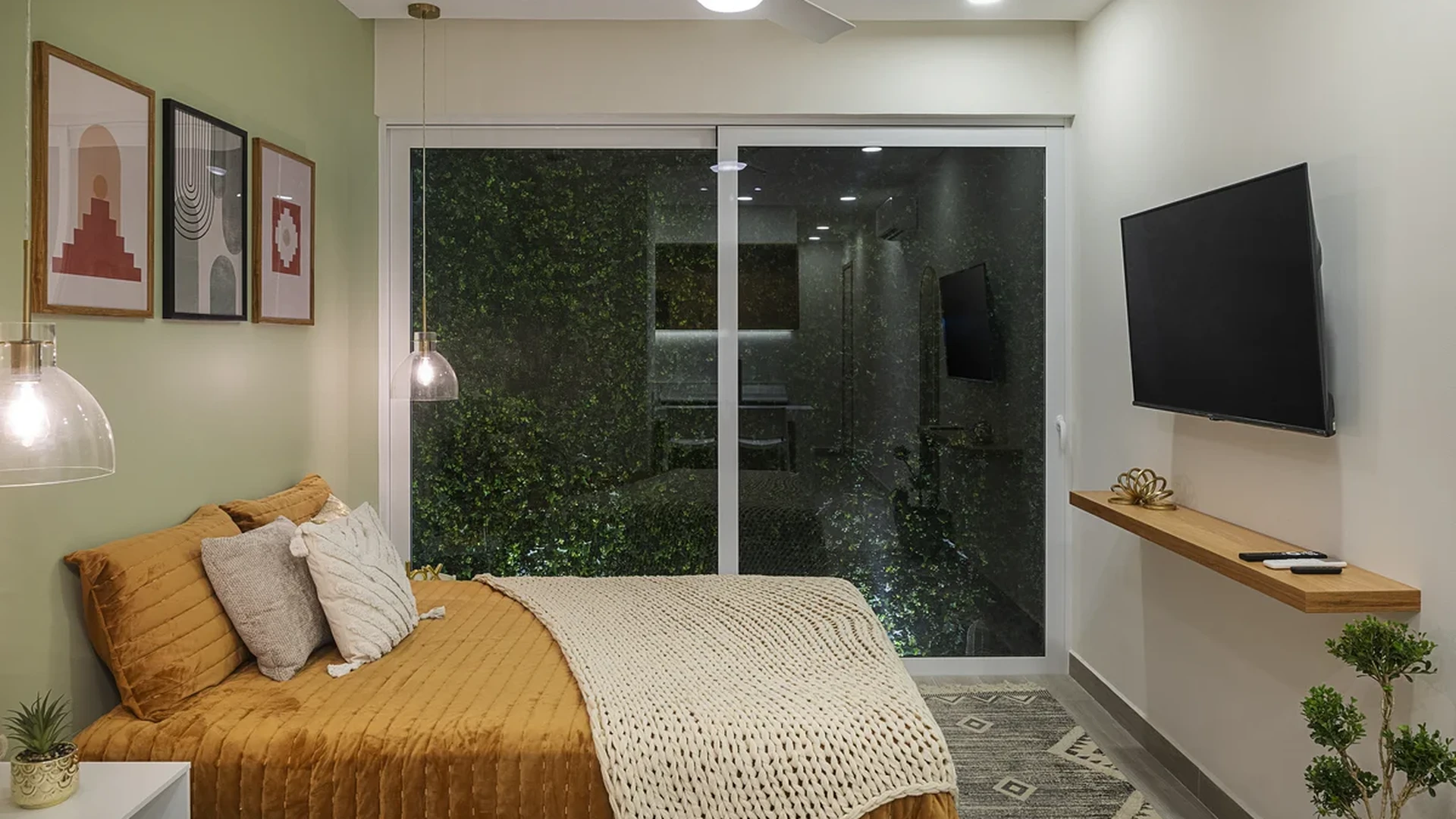Image of Garden at Le 35 Residences, featuring Modern Bedroom, Accent Wall.