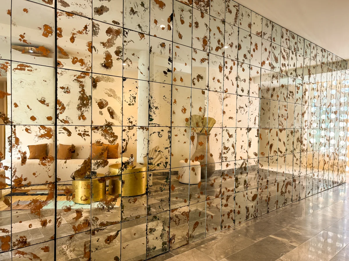 Image of Lobby at Oniric, featuring Modern Lobby, Designer Interior.