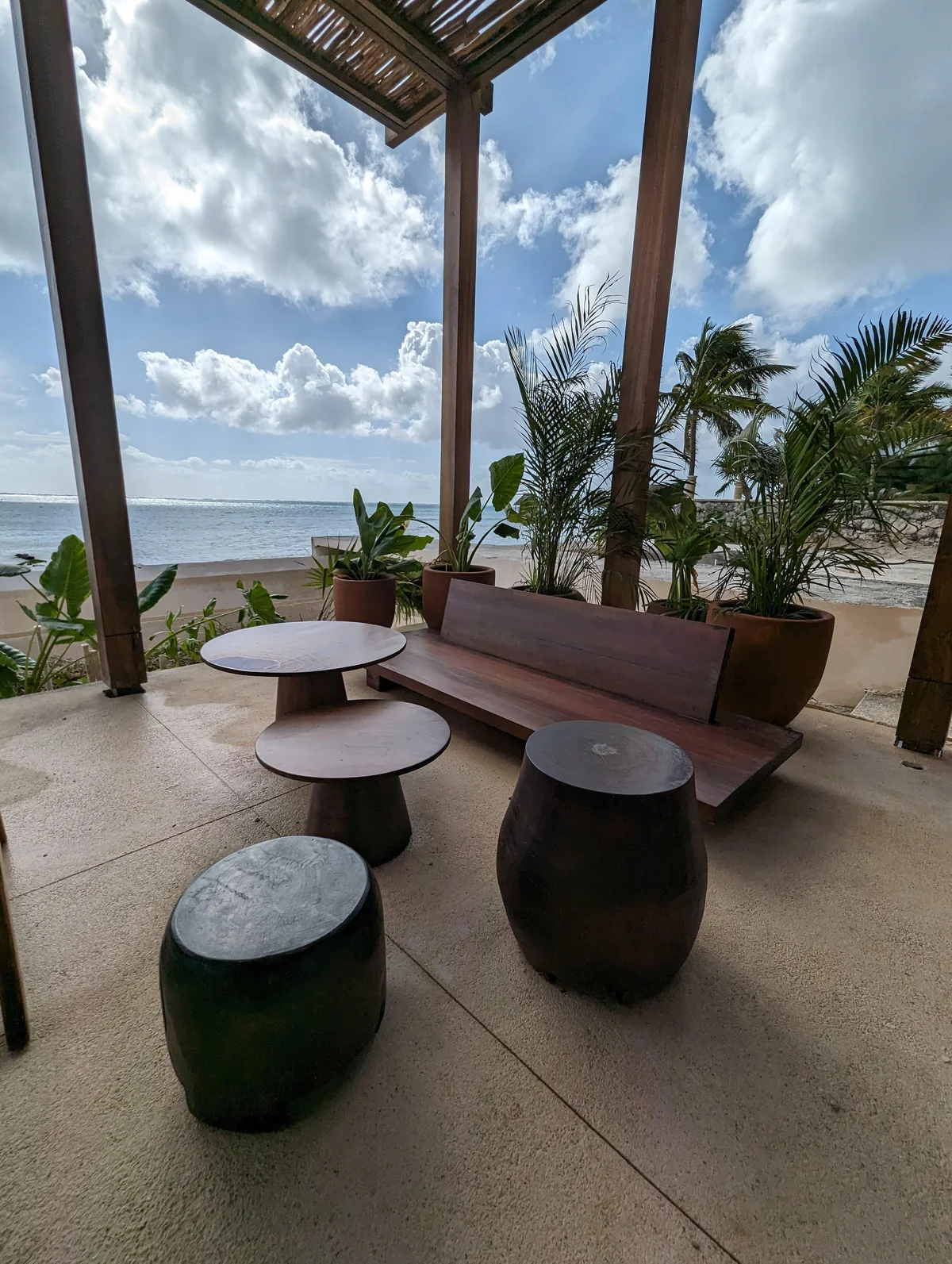Image of Lounge at Bahia, featuring Ocean View, Beachfront Property.