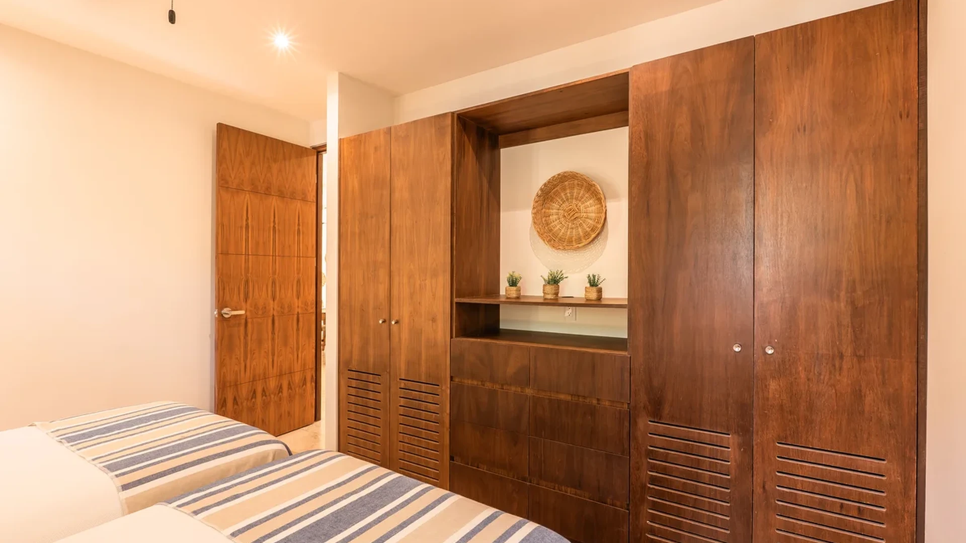 View of Bedroom at Monarca, showcasing Twin Beds, Guest Room.