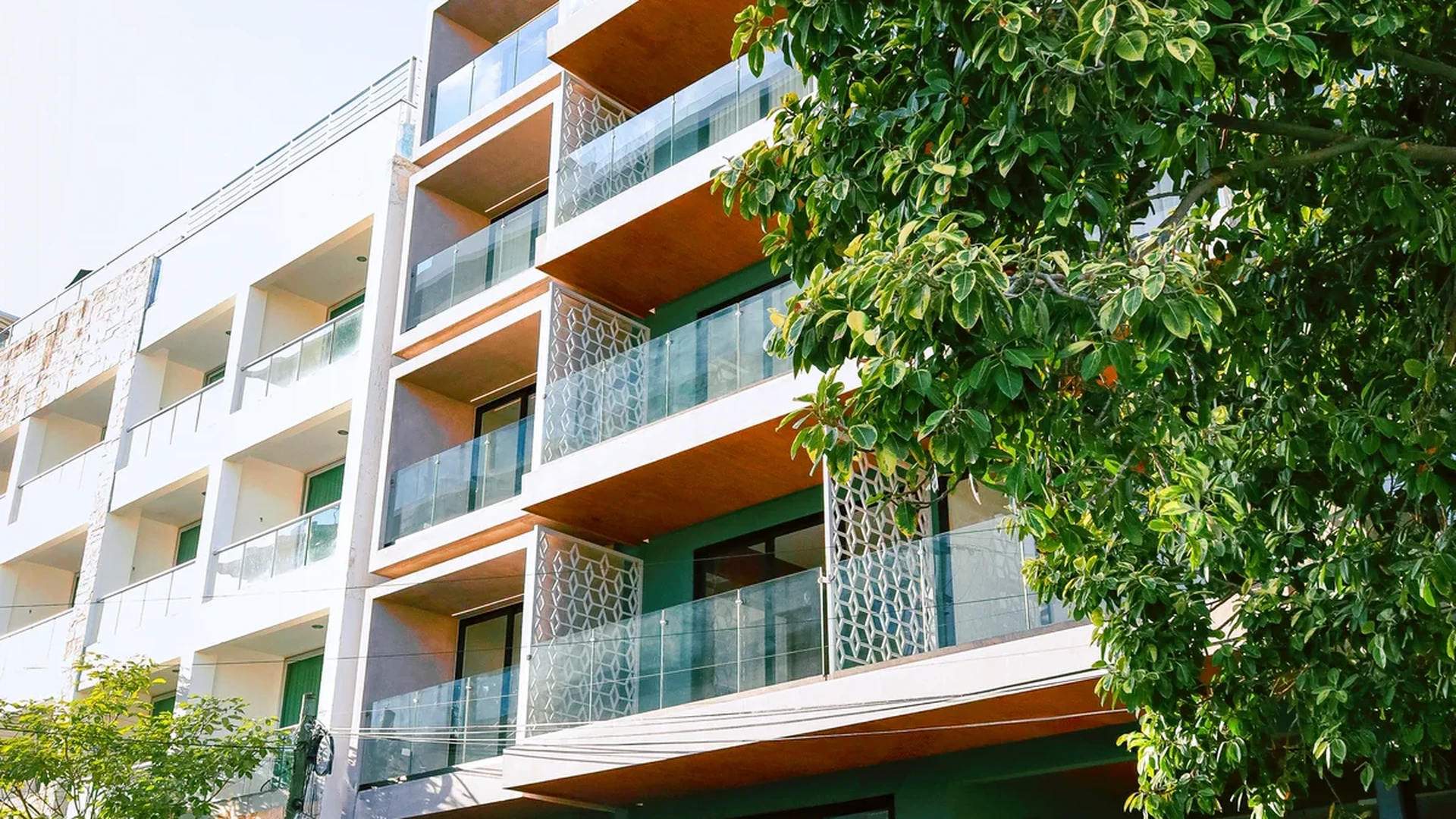 View of Modern Building Facade at Duna, showcasing Residential Exterior, Contemporary Architecture.