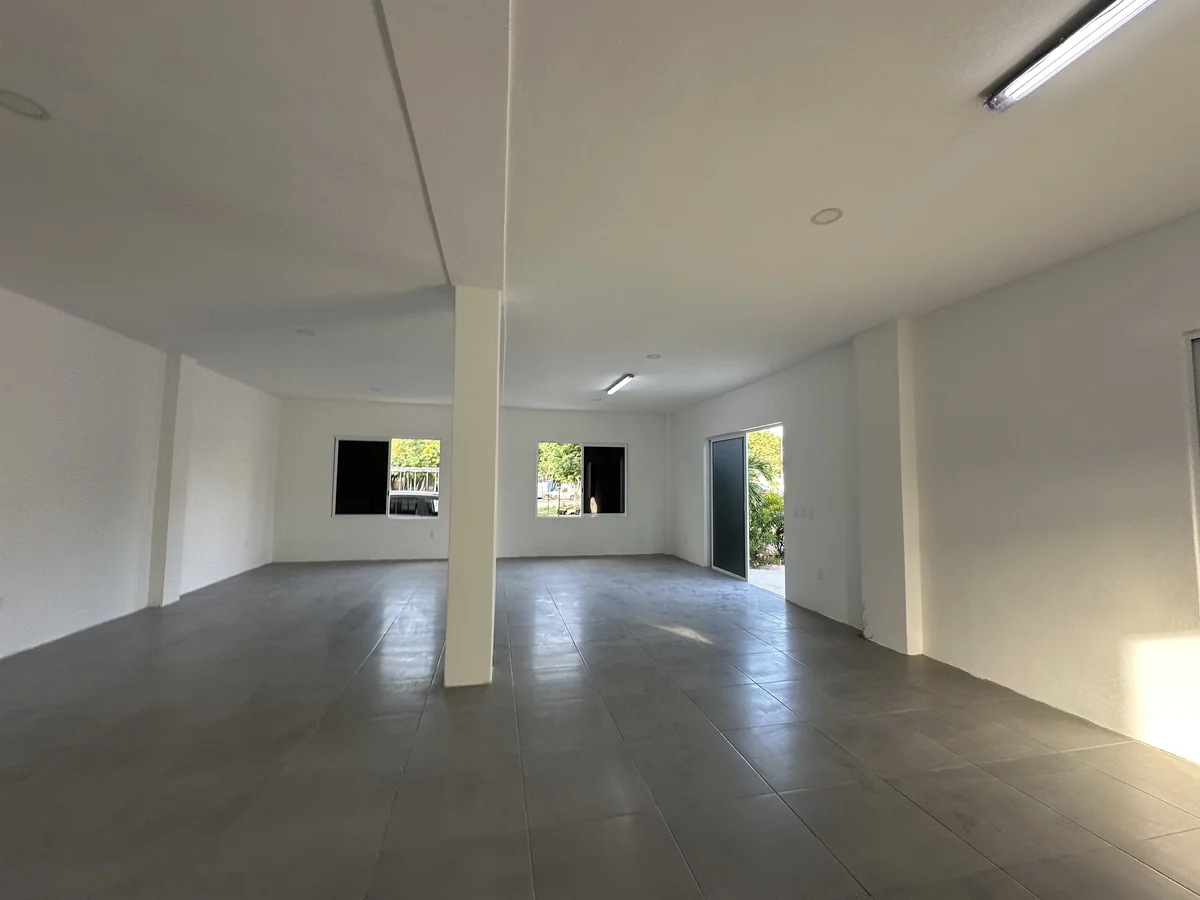 View of Spacious Interior at Triángulo, showcasing Open Plan, Grey Tile Flooring.