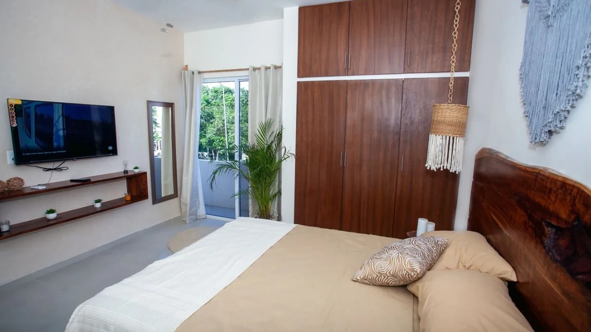 View of Bedroom at Triángulo, showcasing Spacious Bedroom, Modern Design.
